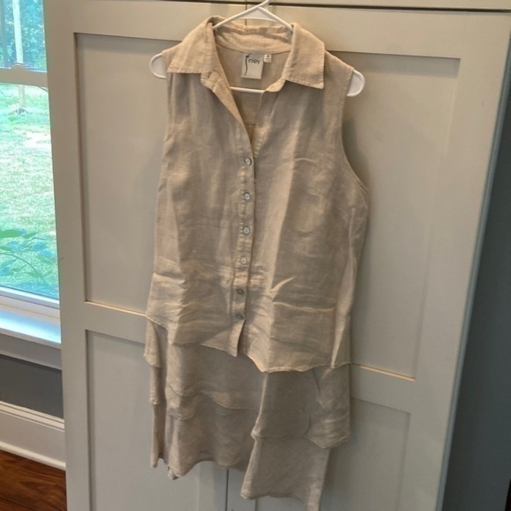 Finley Linen Tiered Dress